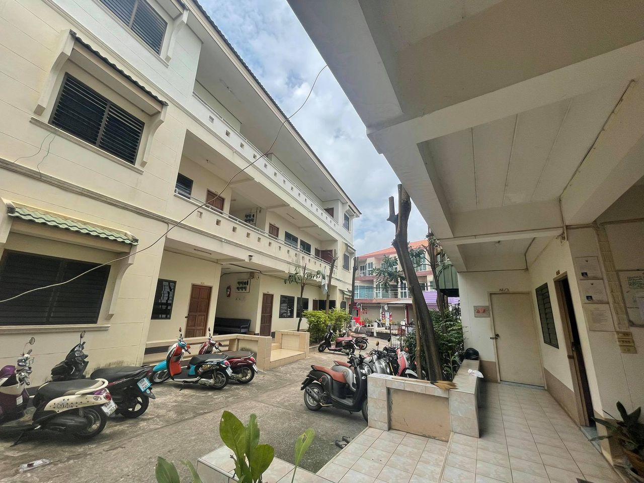 รูปภาพเพิ่มเติม หอพักราชพฤกษ์ - Rachapruek-หอพักหลังมอ-มข - ลำดับที่ 9