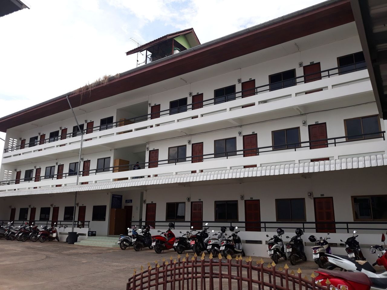 รูปภาพเพิ่มเติม หอพักกานต์ - Karn-Apartment - ลำดับที่ 3