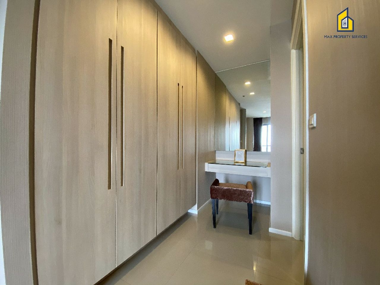 รูปภาพเพิ่มเติม ให้เช่าคอนโด-ระดับ-Luxury-ขนาด-126-ตร.ม-ใจกลางเมืองขอนแก่น-เฟอร์ครบ-พร้อมอยู่ - ลำดับที่ 11