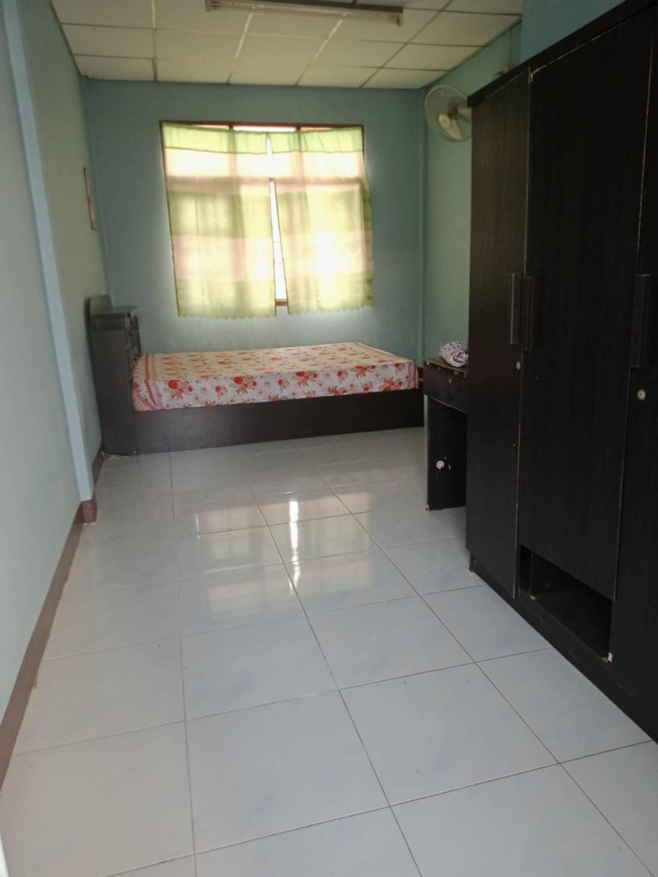 รูปภาพเพิ่มเติม หอพักหญิงรุ่งโรจน์ - Rung-Roat-Place - ลำดับที่ 4