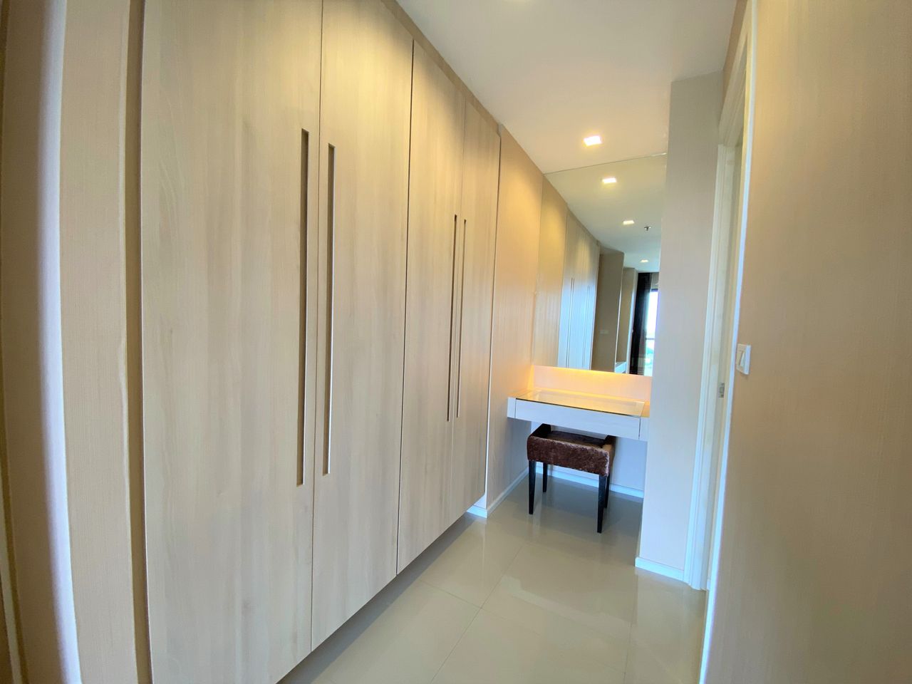 รูปภาพเพิ่มเติม ให้เช่าคอนโด-ระดับ-Luxury-ขนาด-69-ตร.ม-ใจกลางเมืองขอนแก่น-เฟอร์ครบ-พร้อมอยู่ - ลำดับที่ 14
