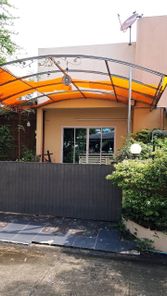ขายบ้านแฝดหลังริมต่อเติมด้านข้าง ใกล้โรงเรียน โครงการเซ็นทรัลวนา