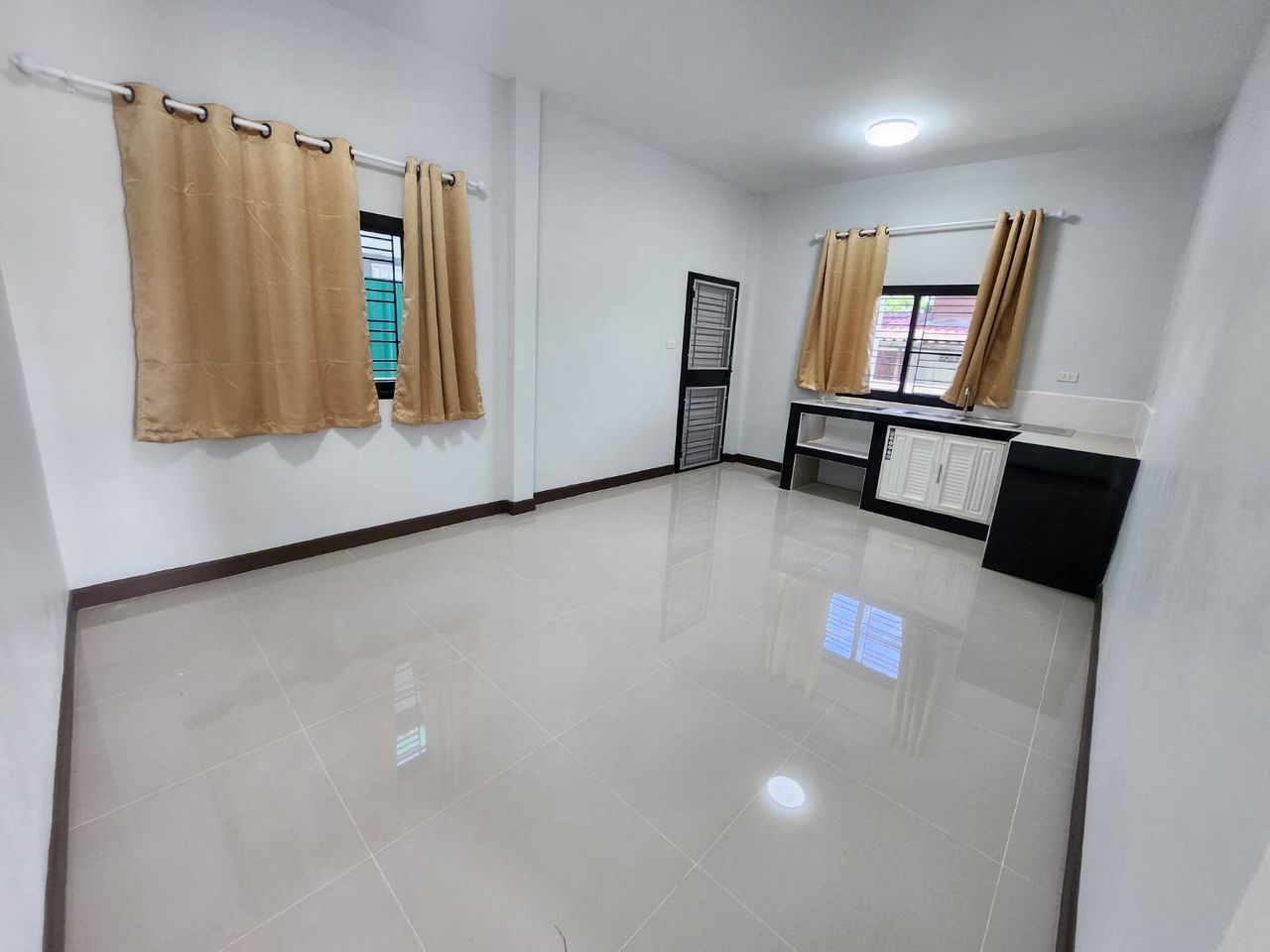 รูปภาพเพิ่มเติม บ้านว่างให้เช่า - Patcharat - ลำดับที่ 13