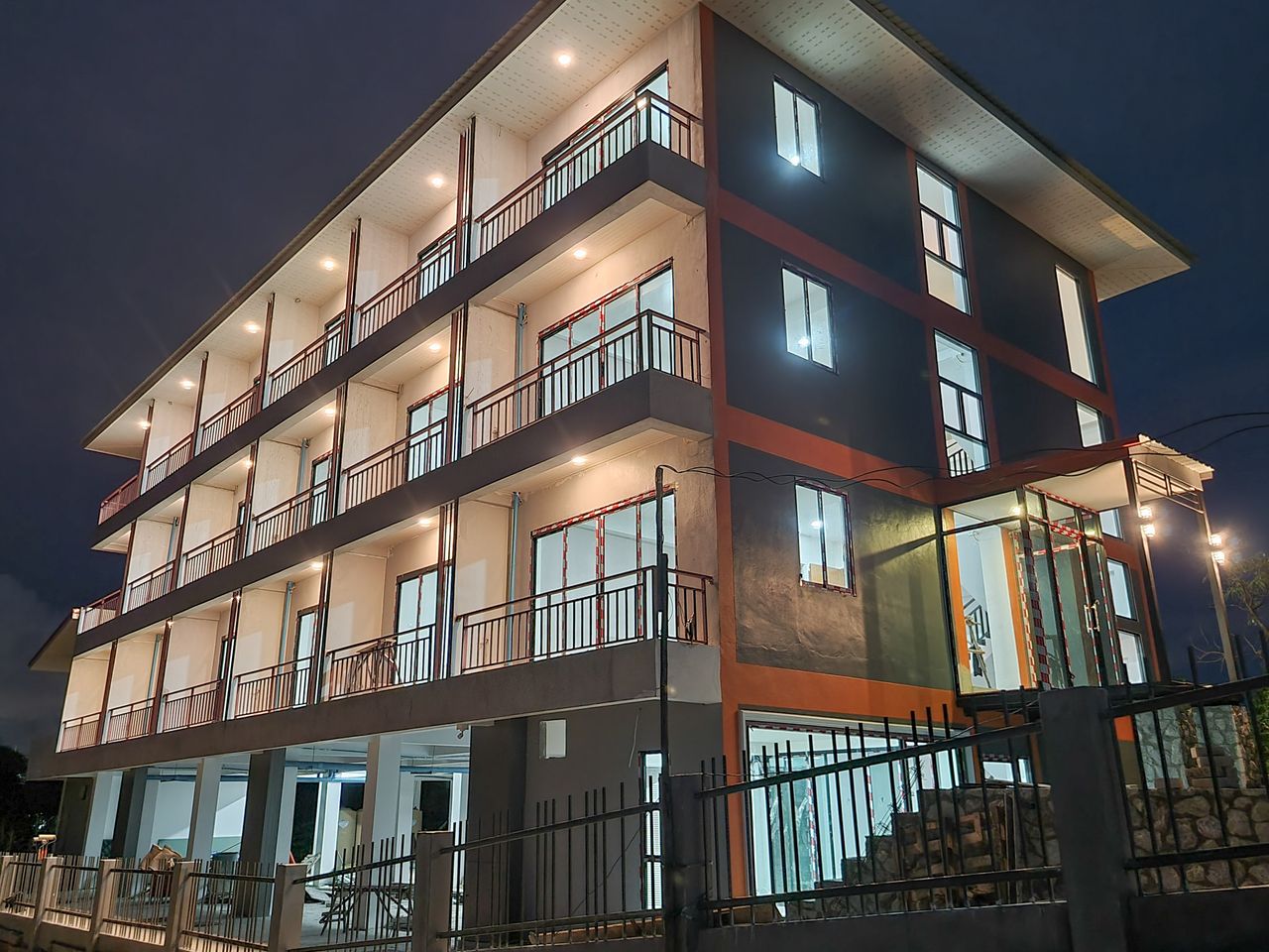 รูปภาพเพิ่มเติม 2บี-พลัส-อพาร์ทเม้นท์ - 2B-Plus-Apartment - ลำดับที่ 12