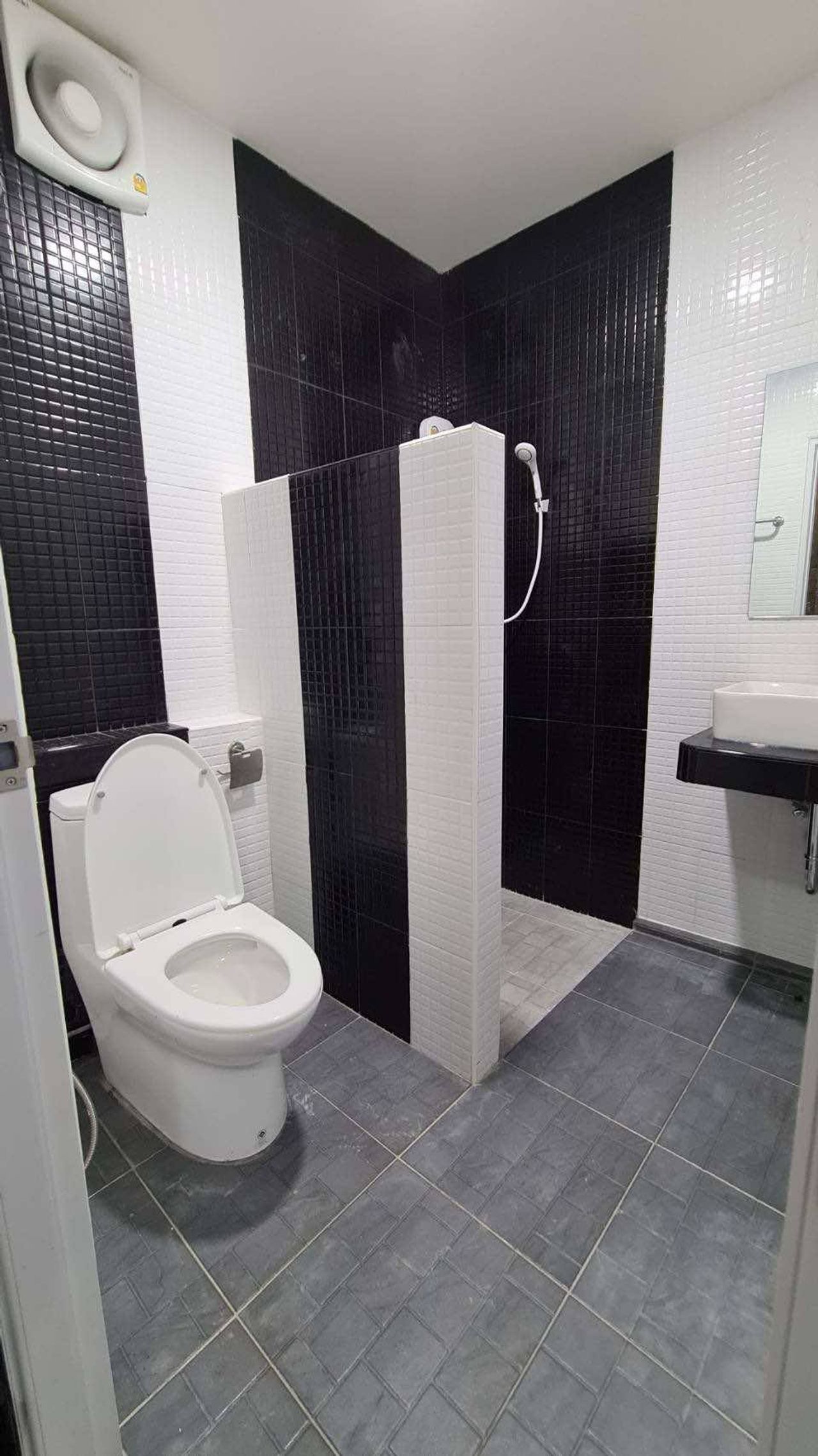 รูปภาพเพิ่มเติม หอพักสุดารัตน์ - sudarat-apartment - ลำดับที่ 10