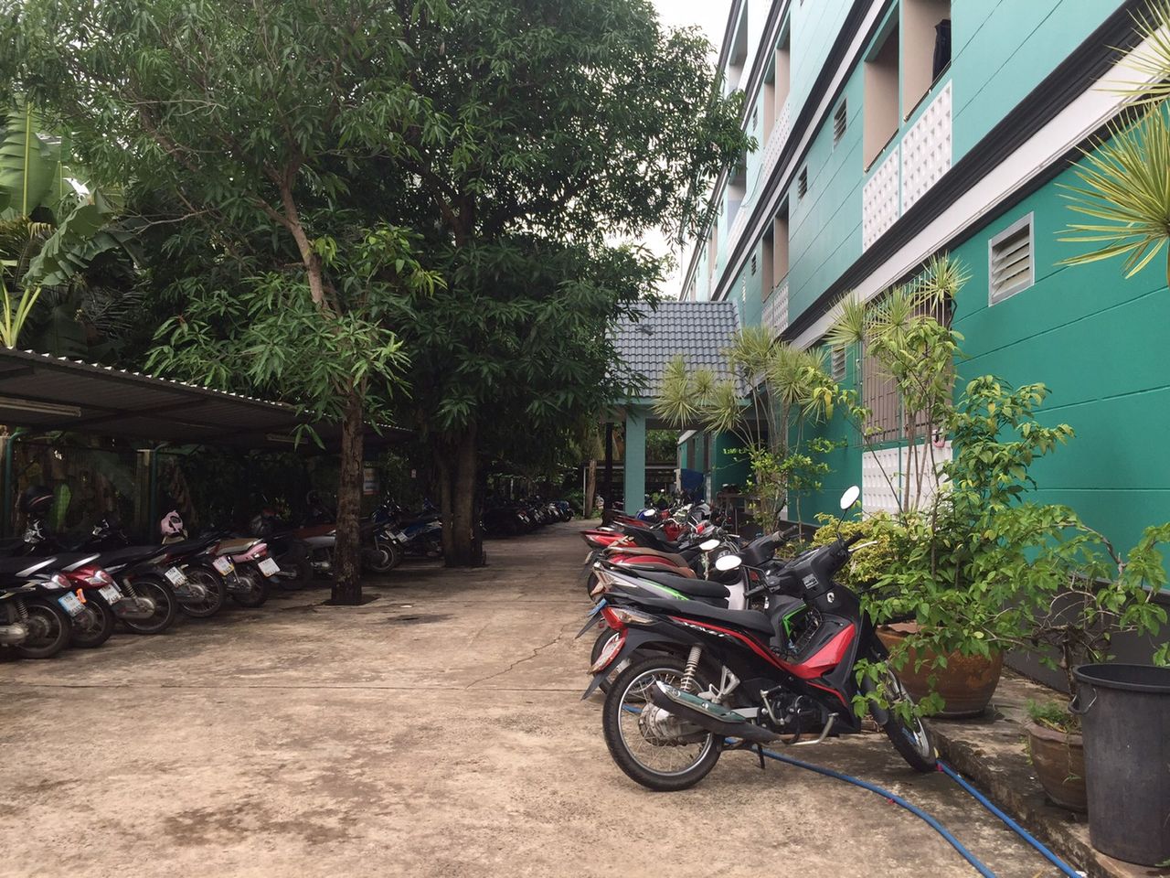 รูปภาพเพิ่มเติม วีเพลส-ใกล้ม.อุบล-ฝั่งประตู-3-ใกล้ปั้มน้ำมันปตท. - ลำดับที่ 5