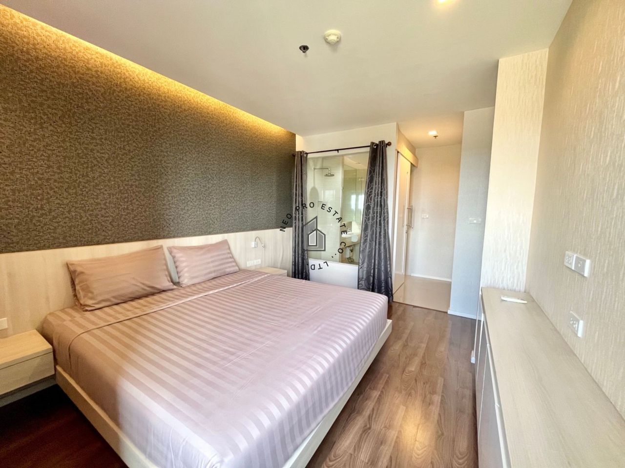 รูปภาพเพิ่มเติม ให้เช่าคอนโด-ระดับ-luxury-1ห้องนอน-1ห้องน้ำ-ที่จอดรถ110เปอร์เซ็นต์-รปภ.24ชม.-เฟอร์นิเจอร์ครบ-พร้อมอยู่ - ลำดับที่ 7