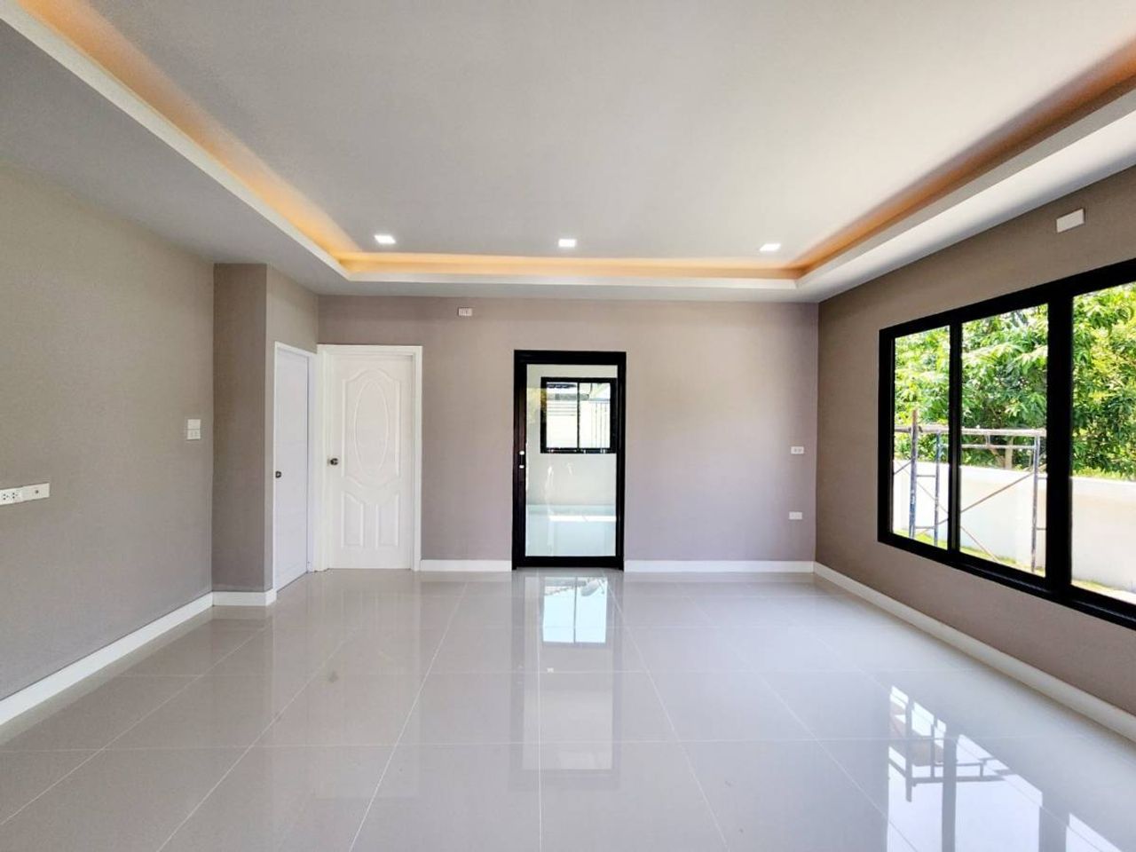 รูปภาพเพิ่มเติม ขายทาวน์โฮม-Luxury-2-ชั้นใกล้ร.พ.ศรีนครินทร์-ขอนแก่น - ลำดับที่ 14