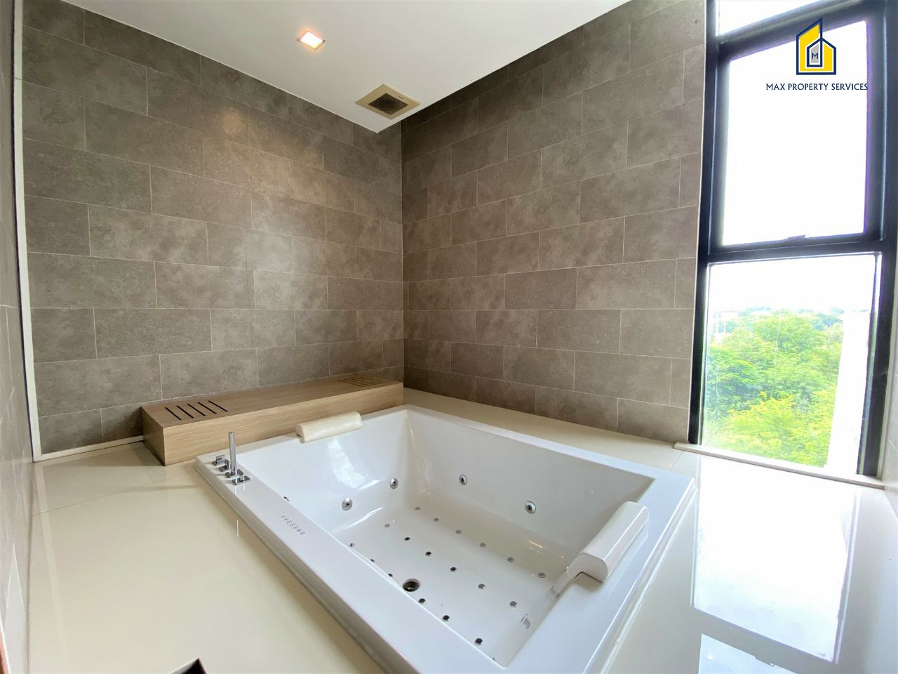 รูปภาพเพิ่มเติม ให้เช่าคอนโด-ระดับ-Luxury-ขนาด-126-ตร.ม-ใจกลางเมืองขอนแก่น-เฟอร์ครบ-พร้อมอยู่ - ลำดับที่ 19