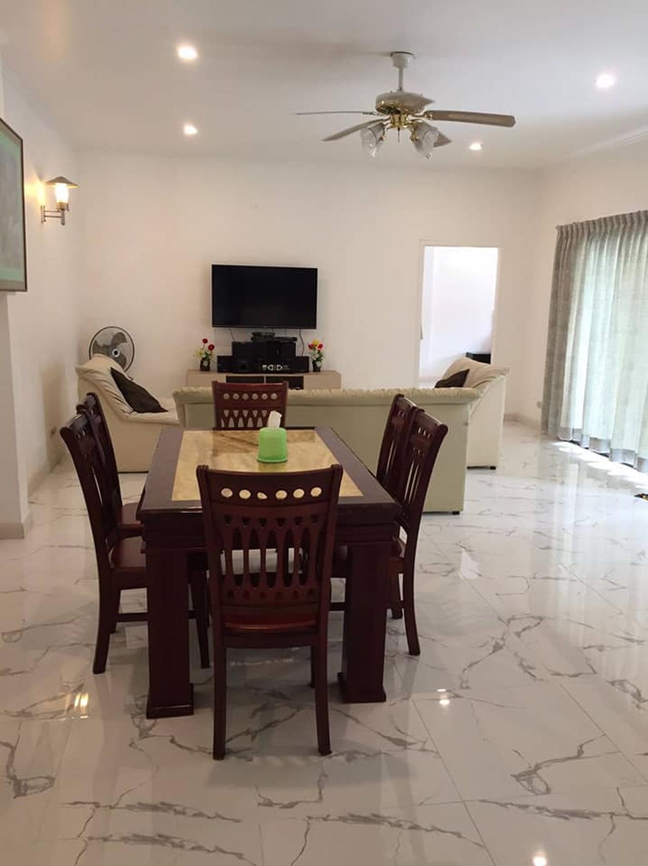 รูปภาพเพิ่มเติม บ้านโกลเด้น-รีสอร์ท - Baan-Golden-Resort-&-Residence - ลำดับที่ 4