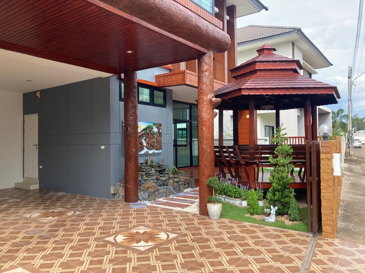 รูปภาพเพิ่มเติม ขายด่วน-บ้านถูกที่สุดในโครงการเลคนรา - ลำดับที่ 1