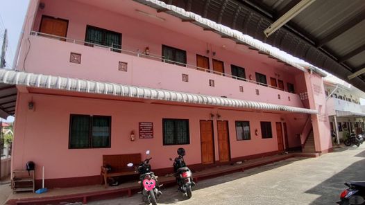 สตรีเพ็ชร หอพักใกล้สุนีย์ โลตัส กองบิน บ้านนาควาย บ้านตำแย