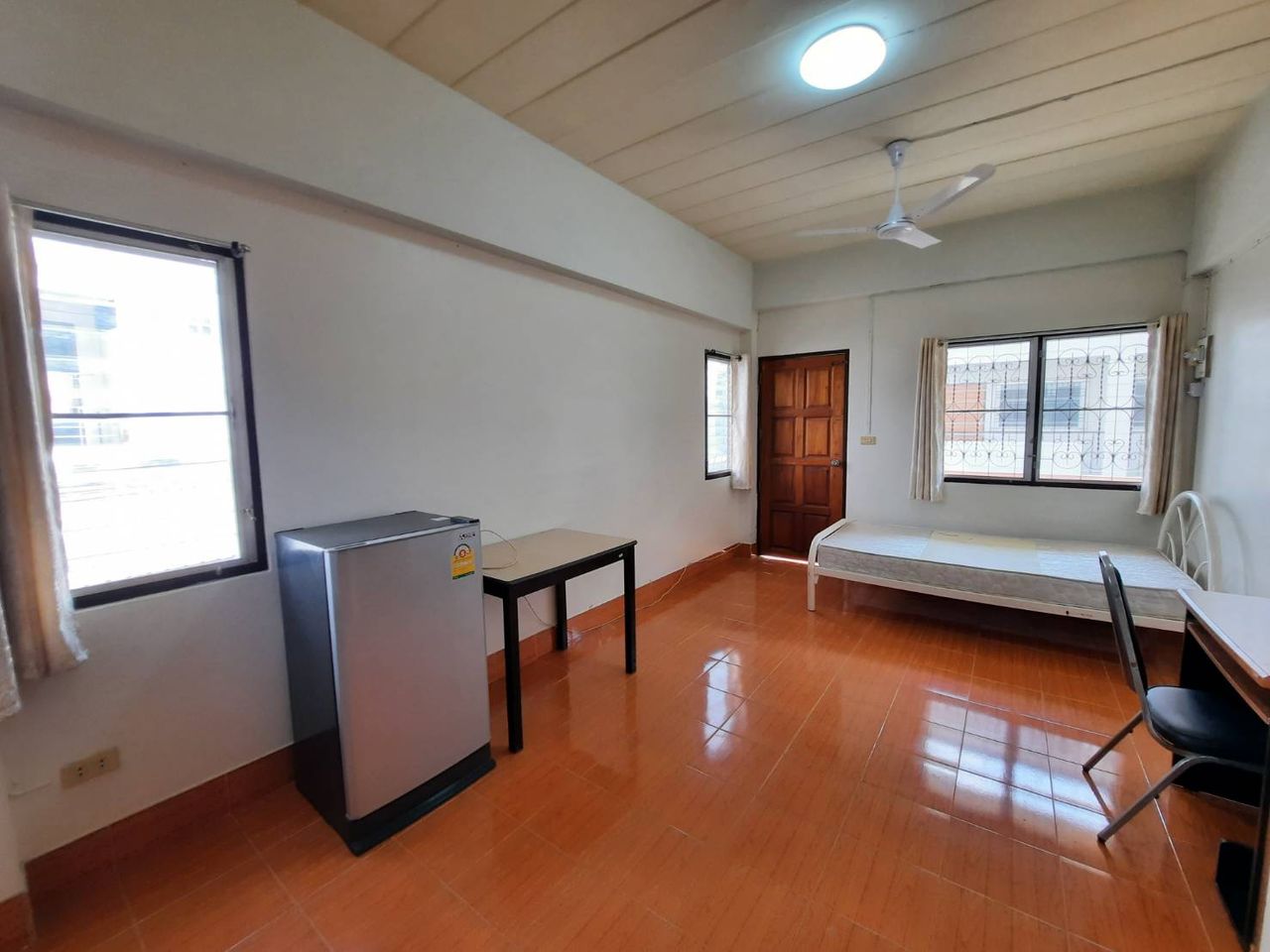 รูปภาพเพิ่มเติม หอพักหญิงนวลพรรณโฮมเพลส - Nuanpan-Homeplace-หอพักหลังมอ-มข - ลำดับที่ 11