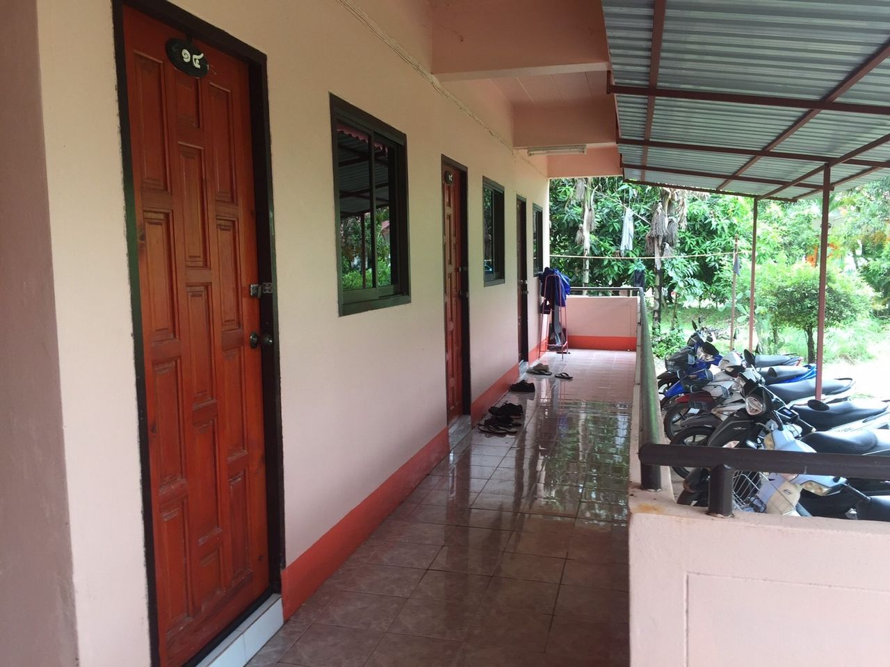 รูปภาพเพิ่มเติม บาคำหลวง-พาเลส-ใกล้ม.อุบล-รร.บ้านบัววัด-ศูนย์อนามัยที่-10 - ลำดับที่ 4