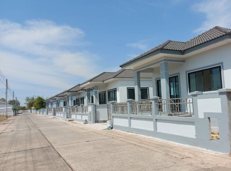 ภาพแบบบ้าน-พรทวี เพียง 5 หลังเท่านั้น