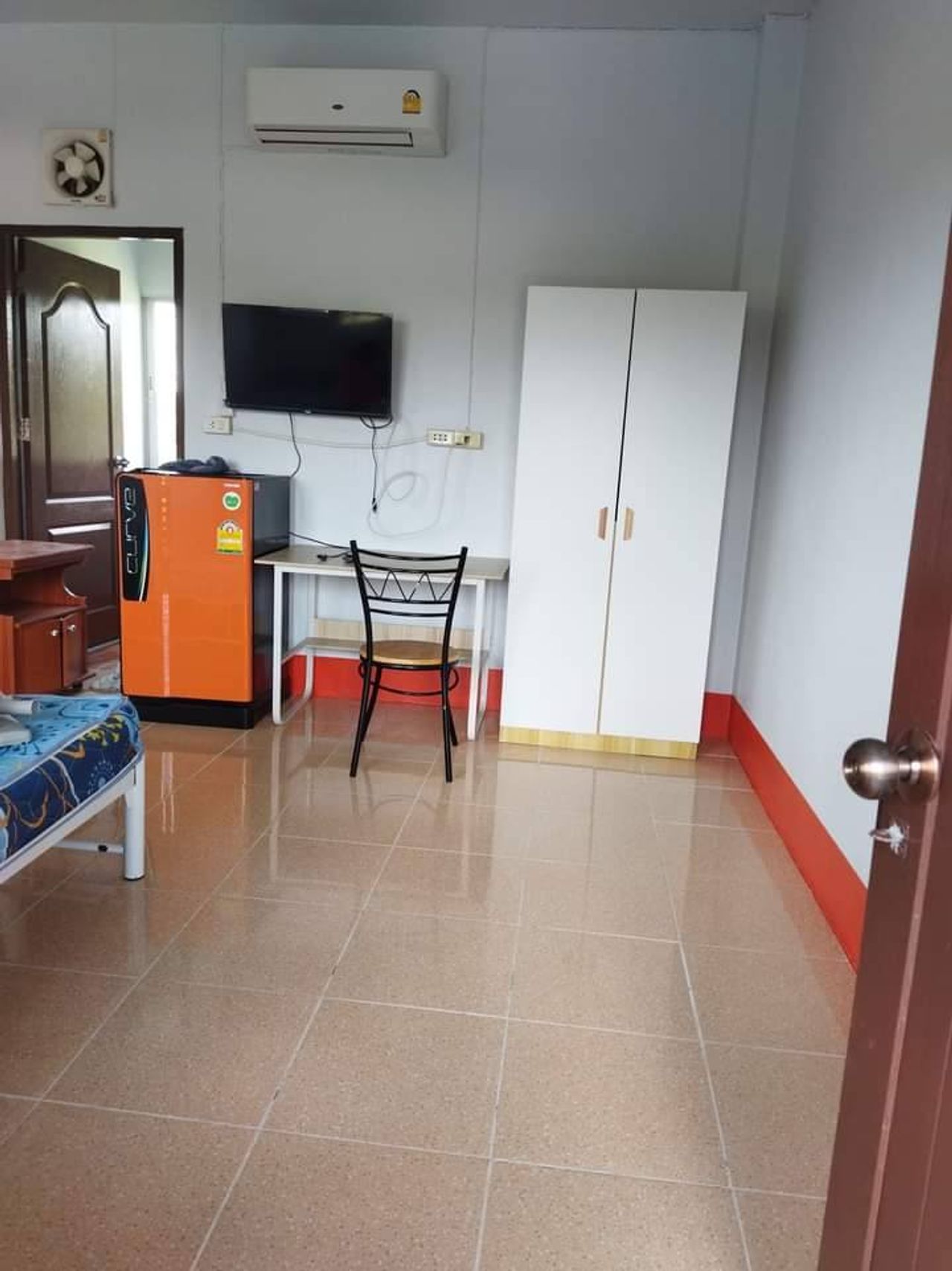รูปภาพเพิ่มเติม หอพักชฎาเฮ้าส์ - Chada-House - ลำดับที่ 4