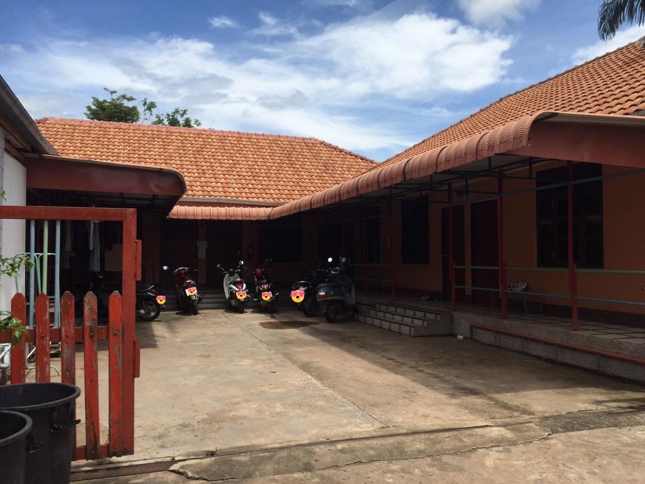 รูปภาพเพิ่มเติม หอพักชาตรี-ใกล้ม.อุบล-วิทยาลัยการสาธารณสุขสิริธร-ปั้มน้ำมันปตท. - ลำดับที่ 1