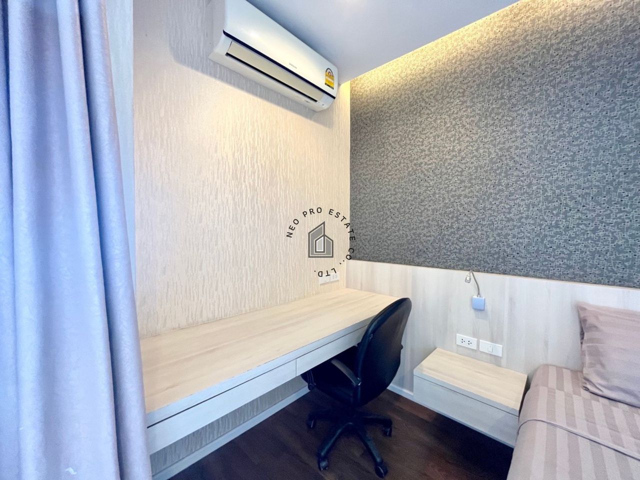 รูปภาพเพิ่มเติม ให้เช่าคอนโด-ระดับ-luxury-1ห้องนอน-1ห้องน้ำ-ที่จอดรถ110เปอร์เซ็นต์-รปภ.24ชม.-เฟอร์นิเจอร์ครบ-พร้อมอยู่ - ลำดับที่ 6