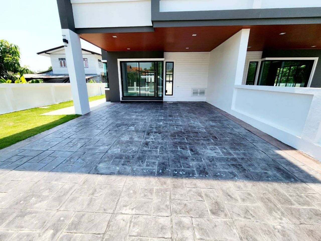 รูปภาพเพิ่มเติม ขายทาวน์โฮม-Luxury-2-ชั้นใกล้ร.พ.ศรีนครินทร์-ขอนแก่น - ลำดับที่ 4