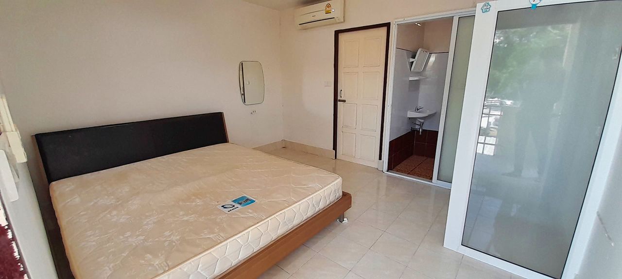รูปภาพเพิ่มเติม หอพักให้เช่า-โดย-คุณปีใหม่ - Room-For-Rent-By-Peemai - ลำดับที่ 5